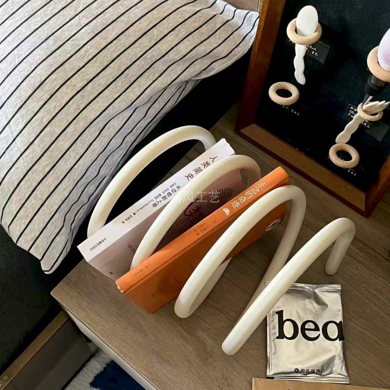 Creative Minimalist Metal Maga - Home Decor Magazine recension och pris